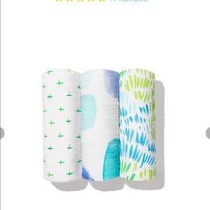 Lovevery Organic Swaddle Pack - 3 Organic Swaddles - Open Box - Never Used